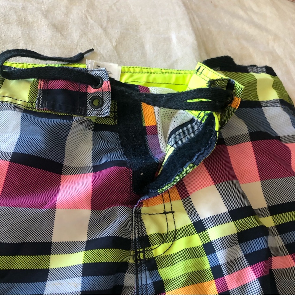 H&M Swim Trunks - Picture 4 of 6